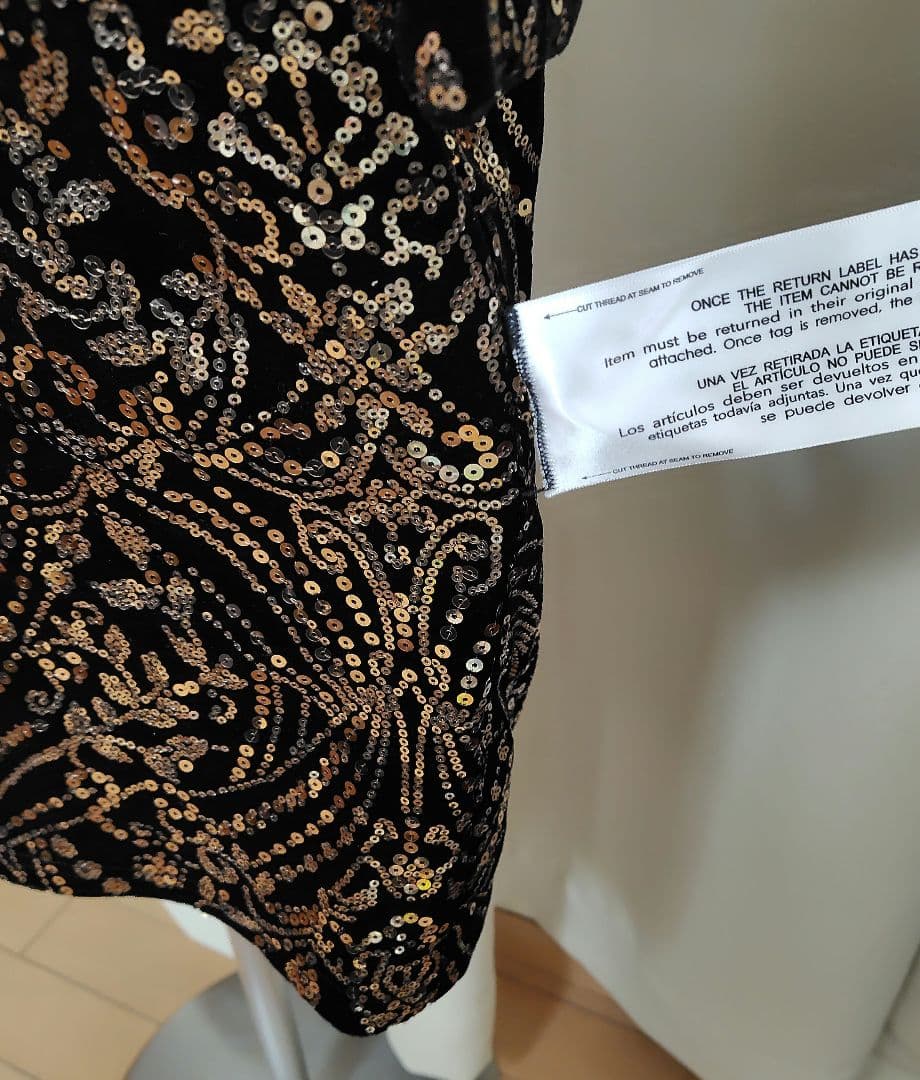 TADASHI SHOJI ベルベットスパンコールワンピース