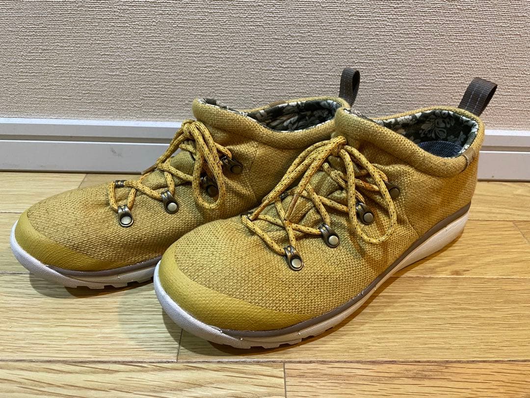 Colombia コロンビア　レイン　シューズ　golden yellow