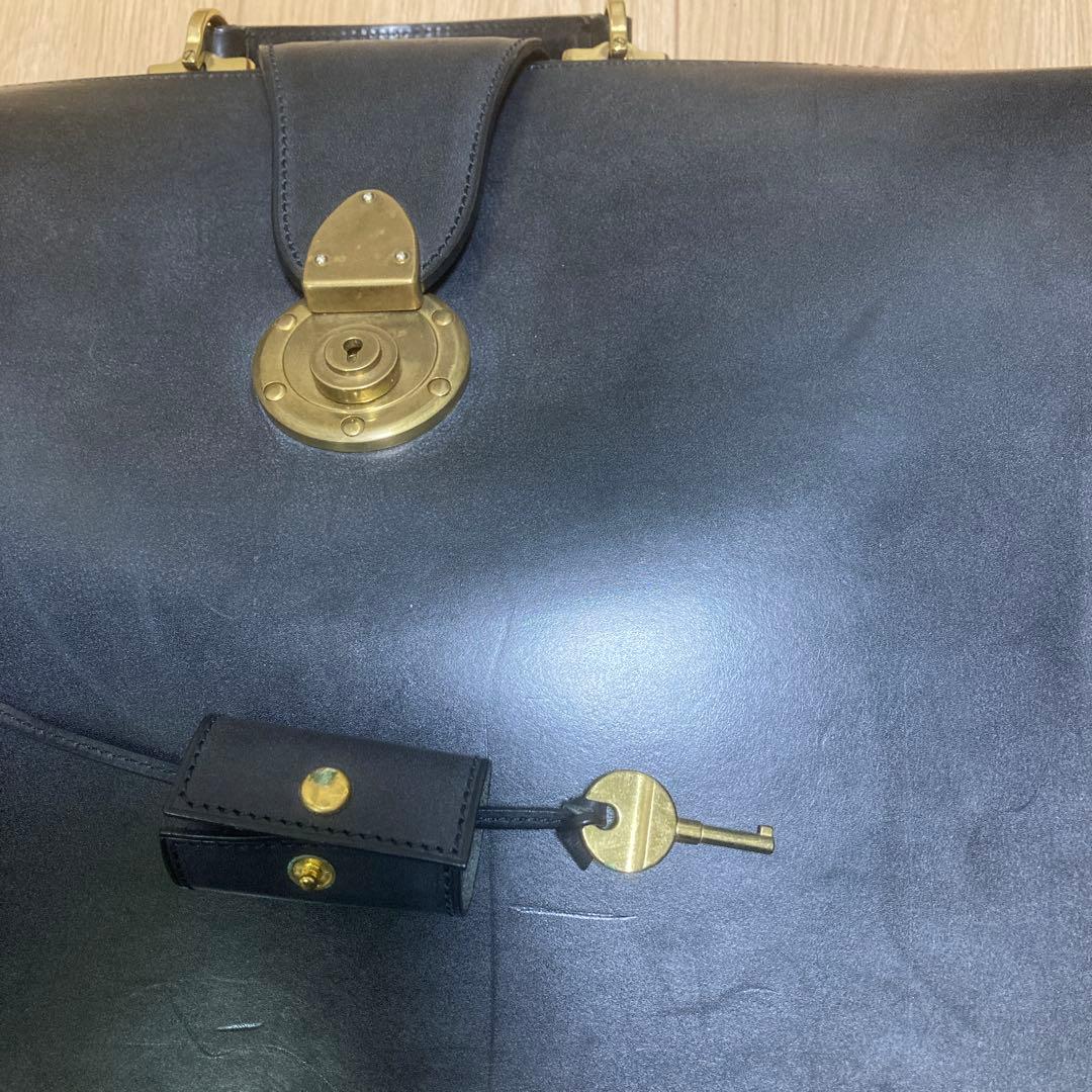 マンソー　万双　黒 ダレスバック　2つマチ