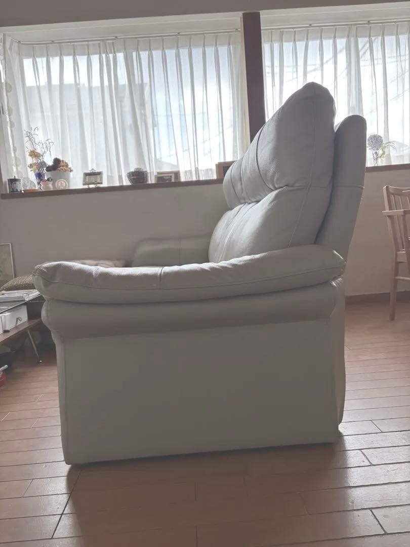 【maimeguさま専用 】三人掛けソファーレザー CLAVER 革皮 PVC