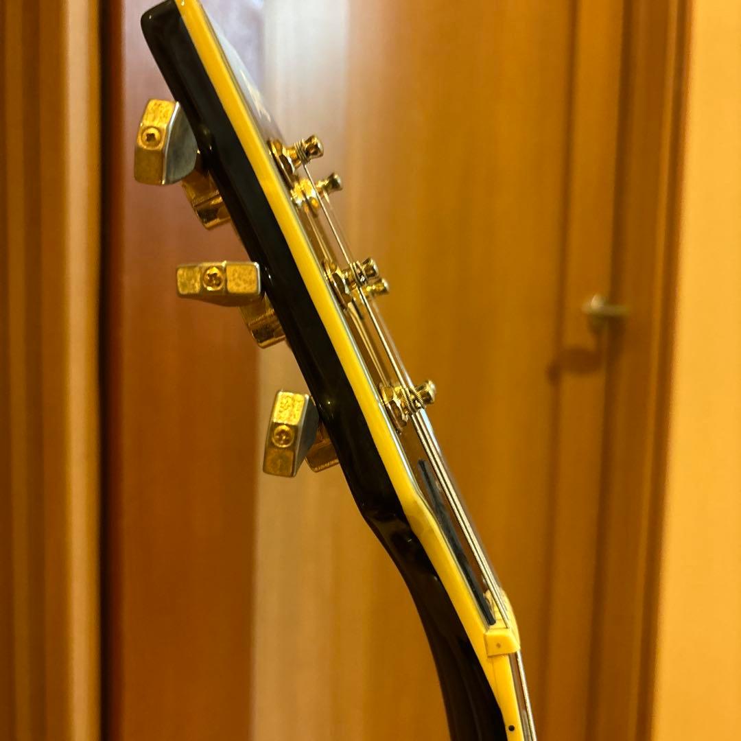 希少“ぼっちざろっく” BLITZ Les Paul タイプのゴールドパーツ仕様