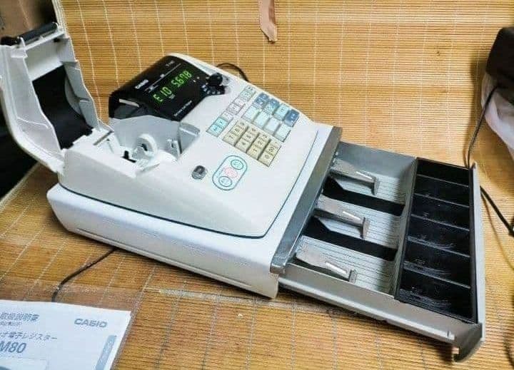 カシオレジスター　TE-M80　中古品　人気機種感熱紙　送料無料　001777