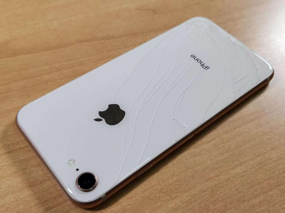 スマートフォン本体 020400G iPhone8 A1906 64GB