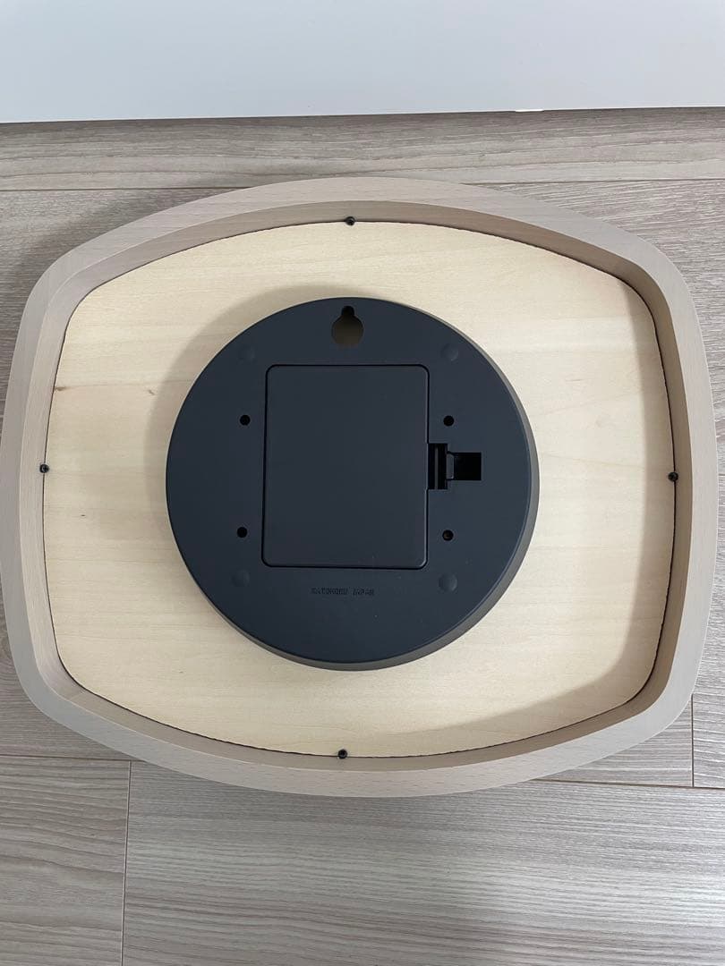 CHAMBRE 壁掛け時計 グレージュ 未使用 外箱・保証書・付属品あり