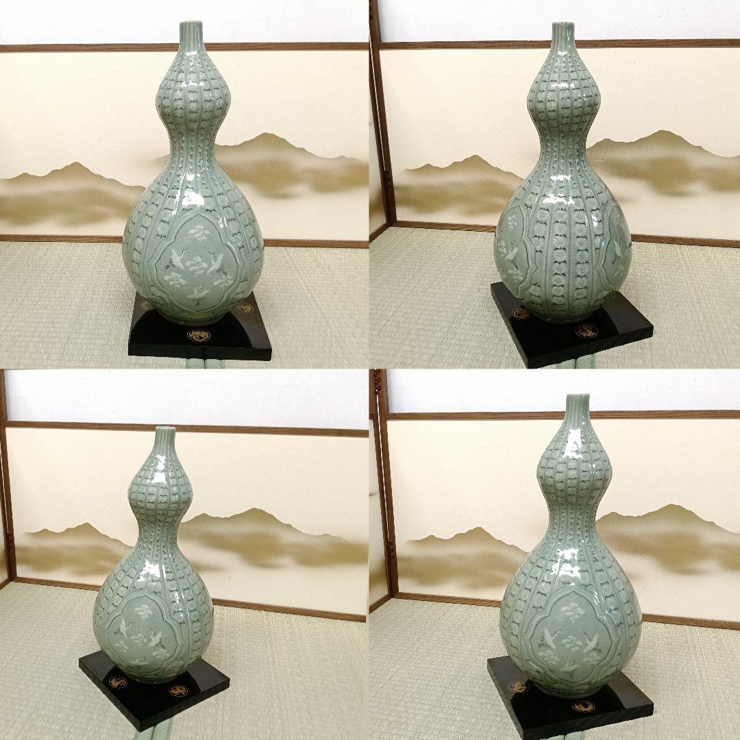 柳根瀅 海剛 高麗青磁 象嵌 鶴図 共箱 共布 敷板付 美品 AK65