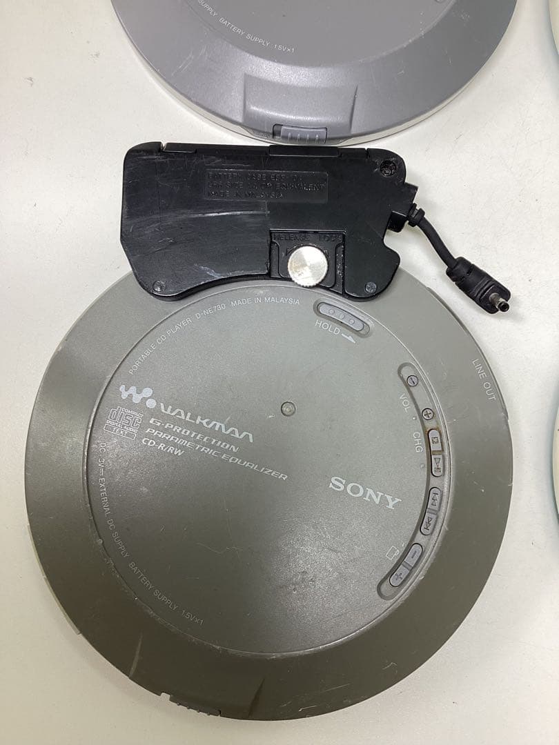 ば*こ様 SONY WALKMAN ポータブルCDプレーヤー 4台セット
