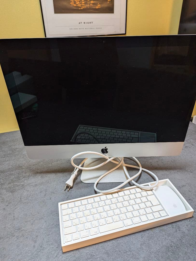iMac 21.5インチ Retina 4K 8GB 1TB