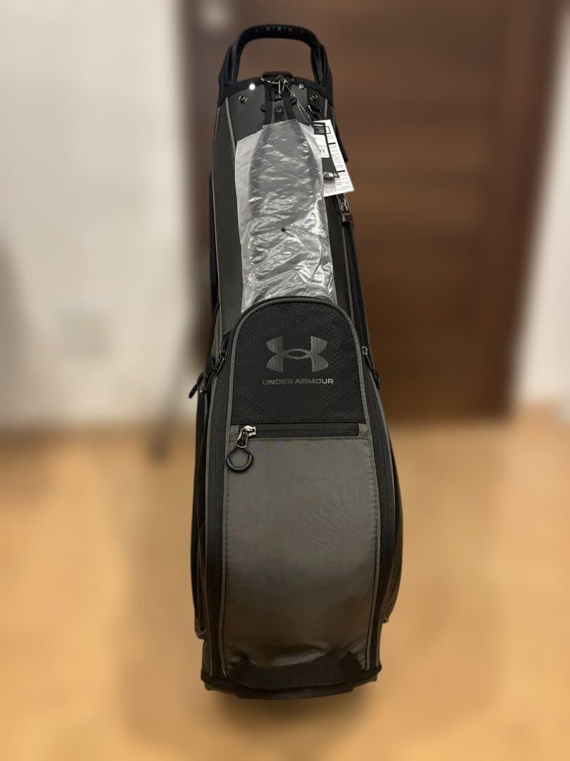 しまちゃん　アンダーアーマー　ゴルフバック