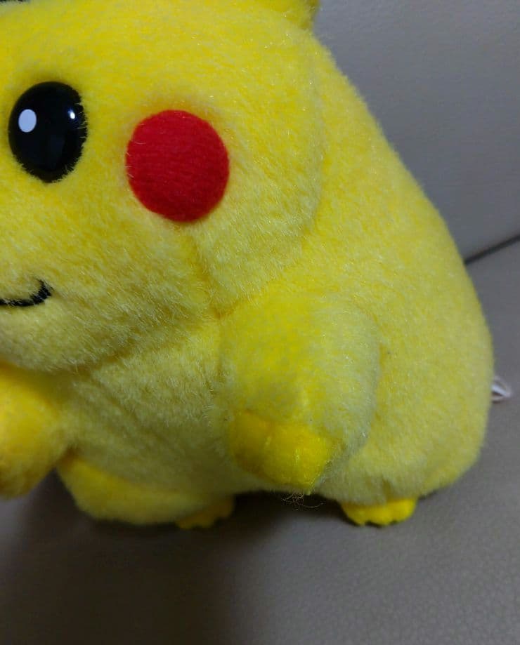 レトロ　美品　初期　初代　ピカチュウ　ポケモン　ぬいぐるみ　タグ付き