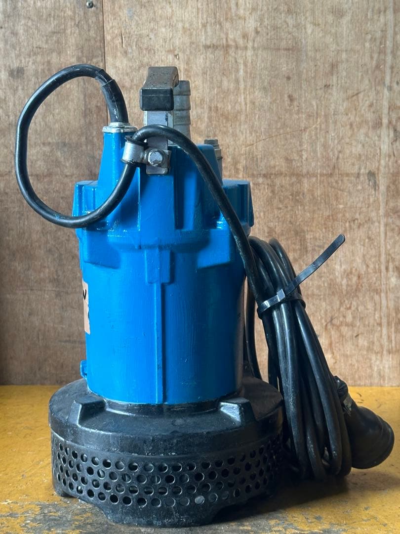 8. 鶴見ポンプ KTVE22.2 三相 200V 50HZ 口径50mm