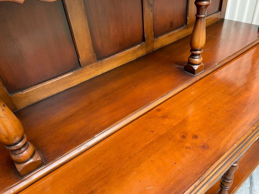 近隣配達可能　アンティーク？　キャビネット　カップボード　食器棚