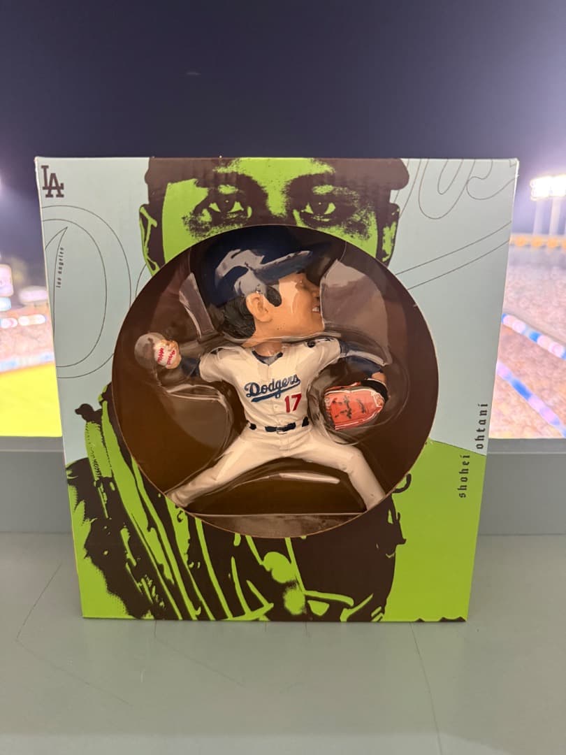 9月10日配布　大谷翔平選手 ドジャース ボブルヘッド