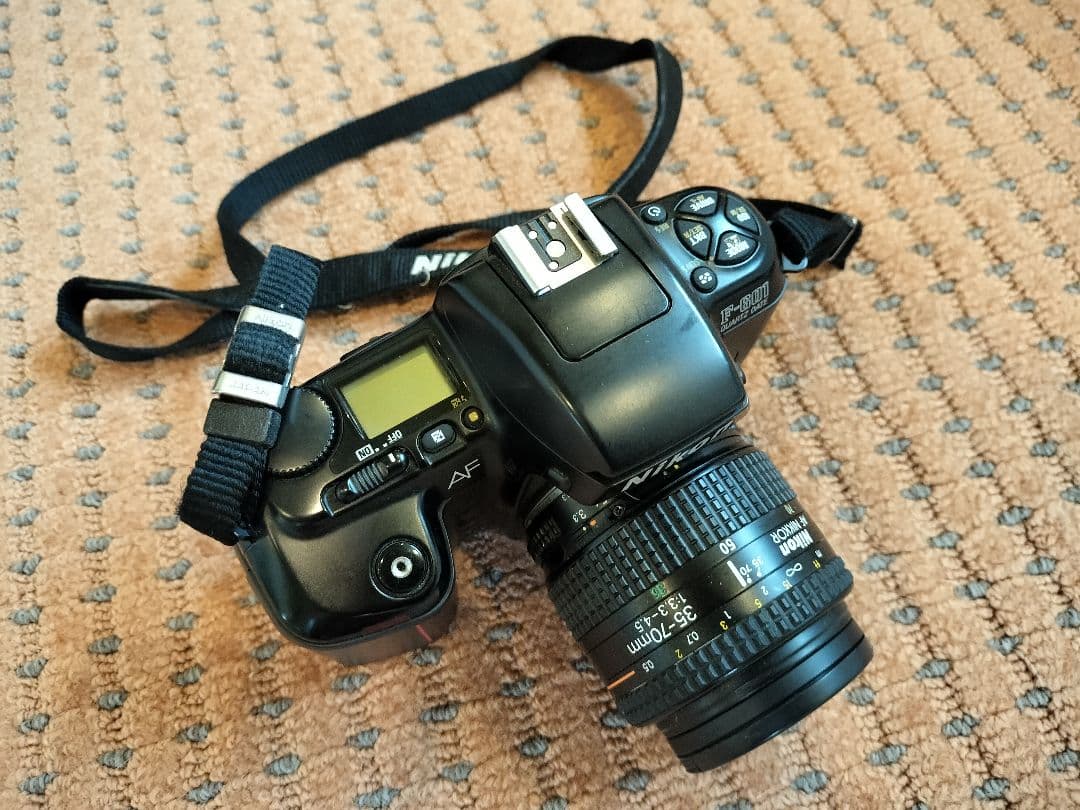 Nikon 1眼レフフィルムカメラ
