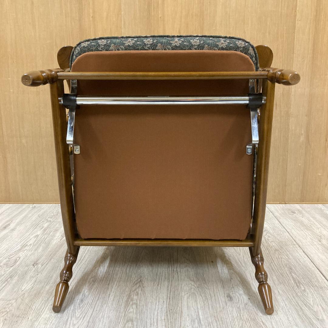 【カリモク】コロニアル　リクライニングチェア　リクライナー　RC6080FK