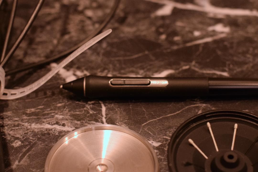 Wacom Intuos Pro Medium PTH-660/K0 本体