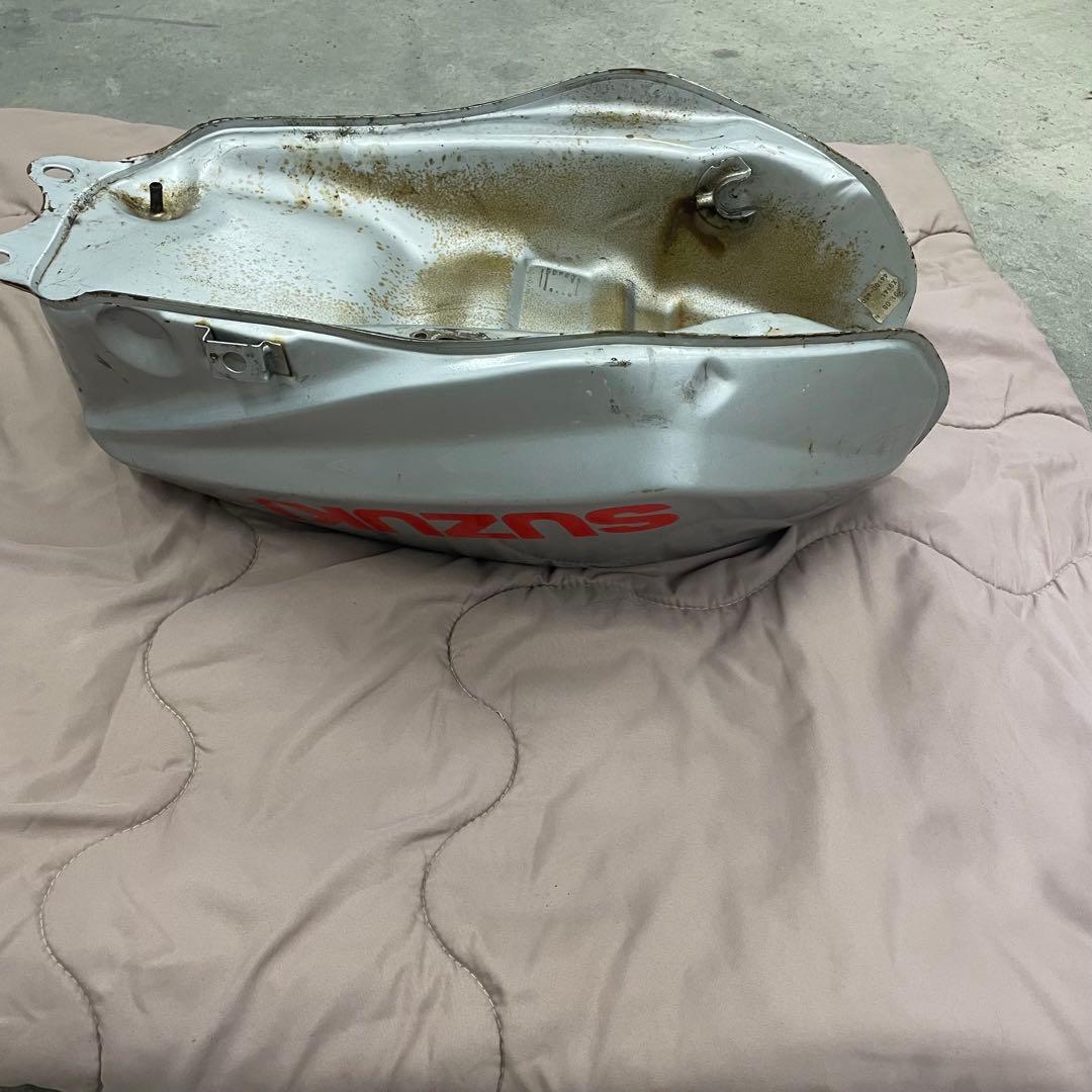 gsx250s タンク
