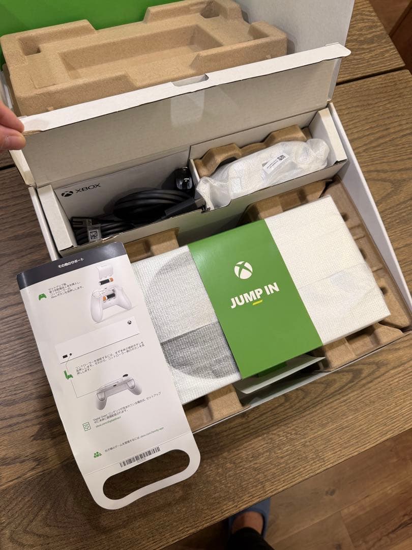 に*様 Xbox Series S 512GB本体 コントローラー付 RRS-0