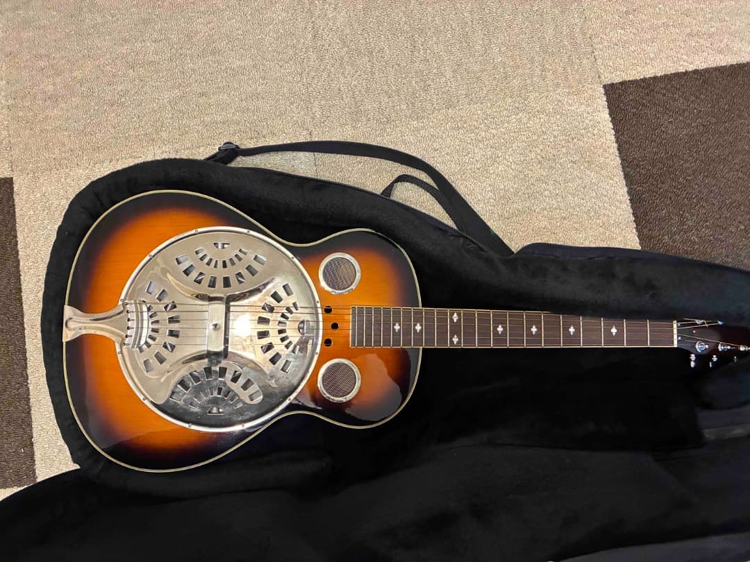 VISION リゾネーターギター　ドブロ　LEVY's高級ケース付き