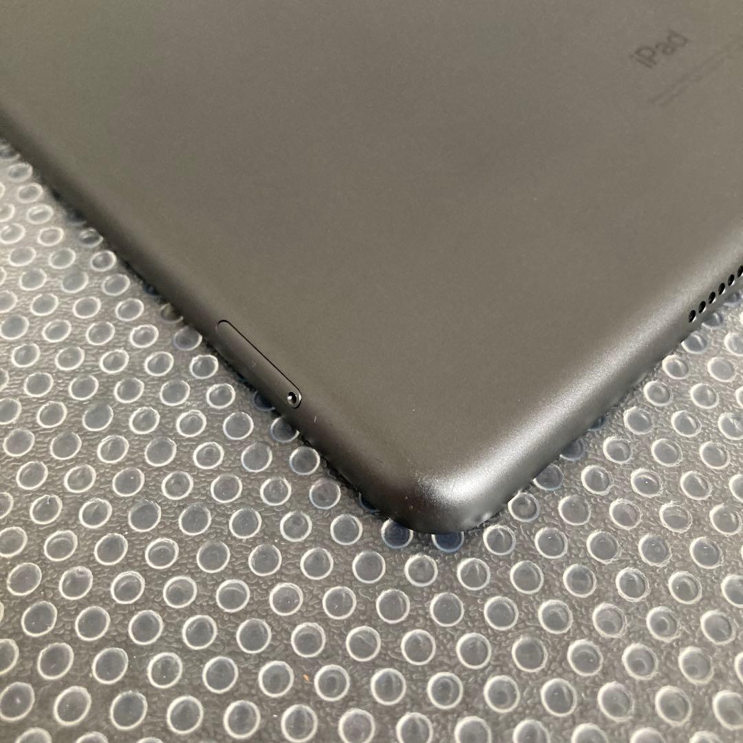 3741【早い者勝ち】電池ほぼ新品☆iPad8第8世代32GB SIMフリー☆