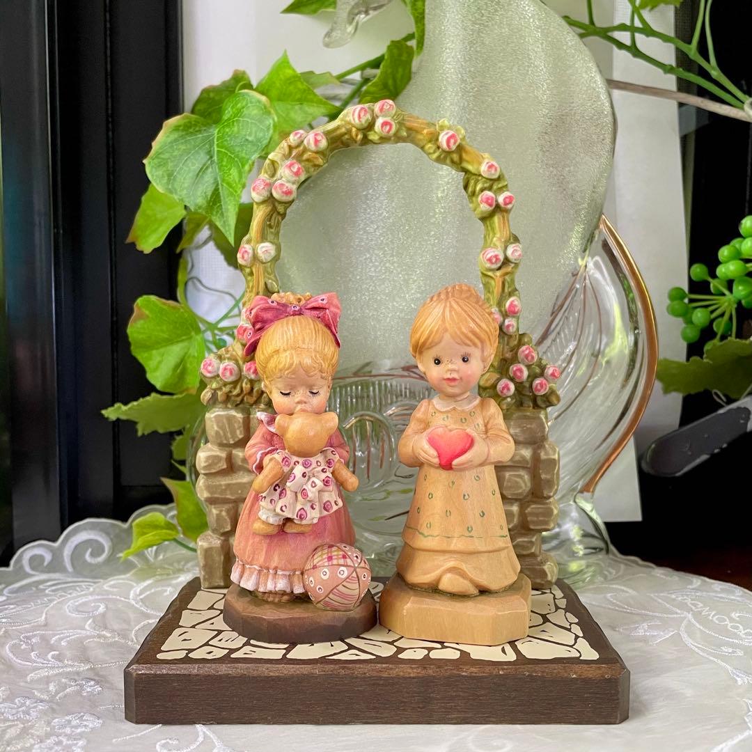 アンリ人形　ANRI サラ・ケイ　10㎝　　【薔薇のアーチの下でウェディング】