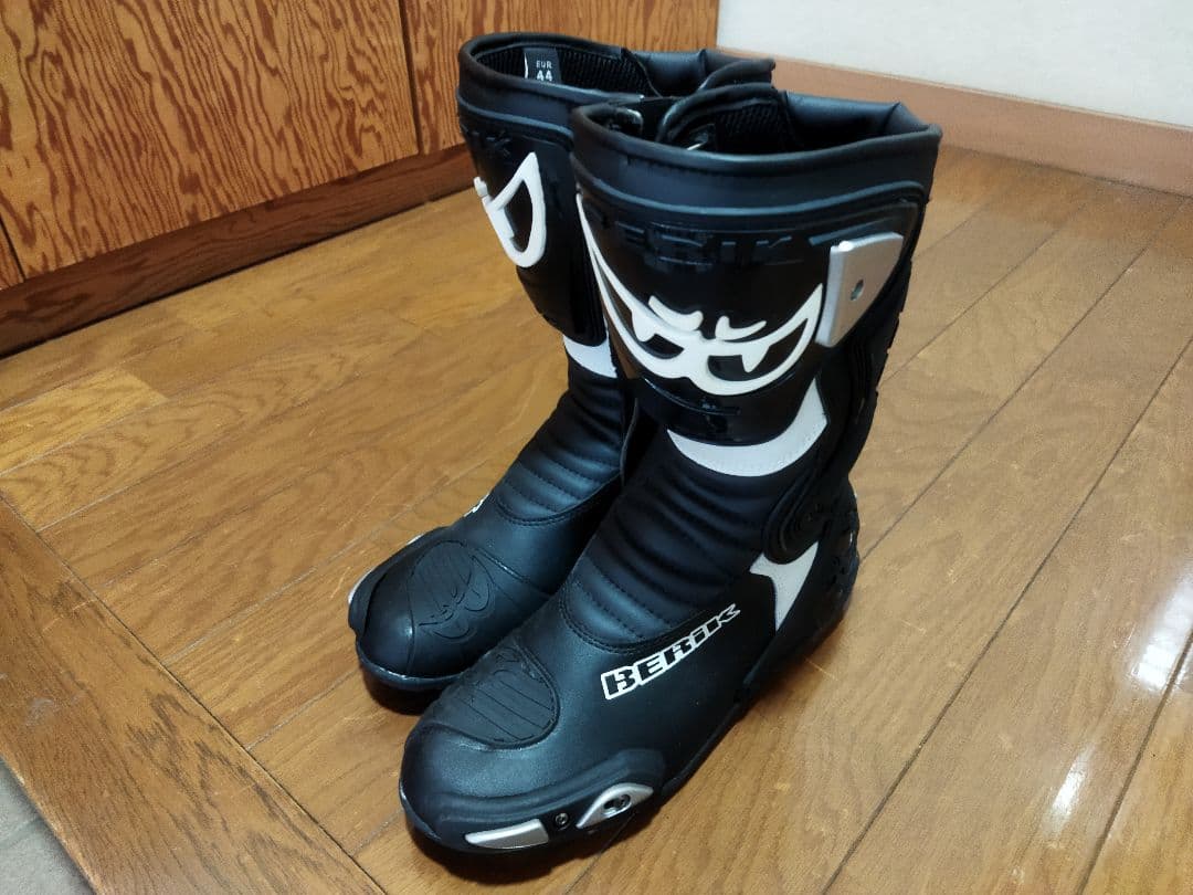 ベリック レーシングブーツ EUR44