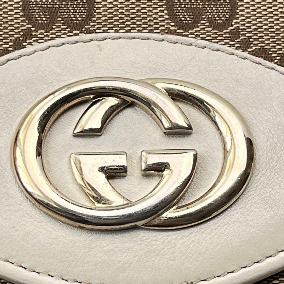 美品✨GUCCI インターロッキング　長財布　GGキャンバス ホワイト