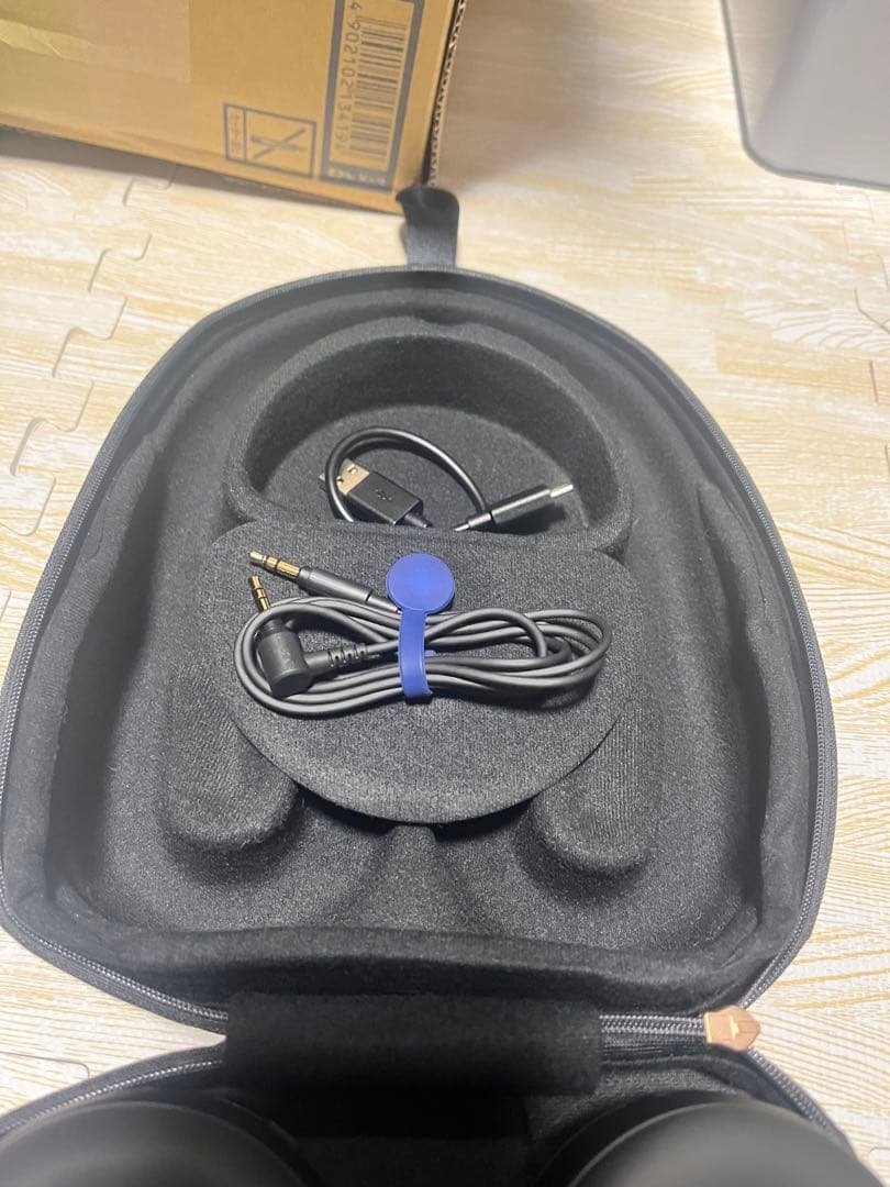 SONY WH-1000XM5 ブラック　ヘッドホン