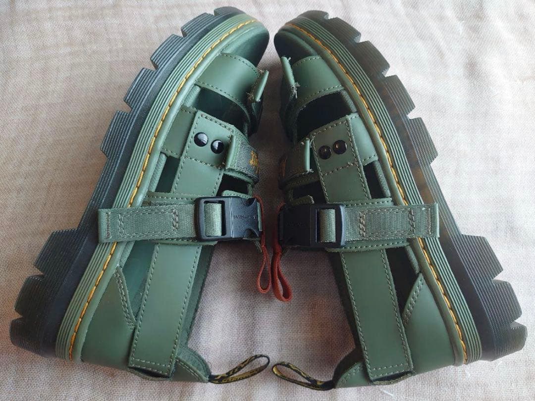 【ほぼ新品】ドクターマーチン PEARSON UK7