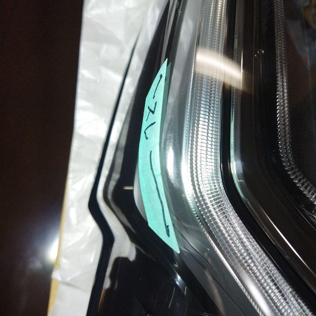 N-BOX カスタムJF3 テールランプ33550-TTA-J513-M1左側