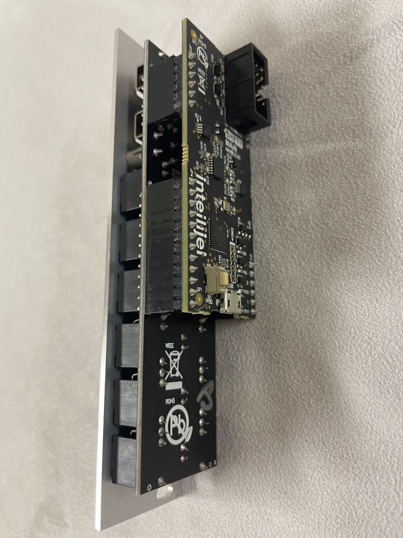 鍵盤楽器 Intellijel Designs Shifty