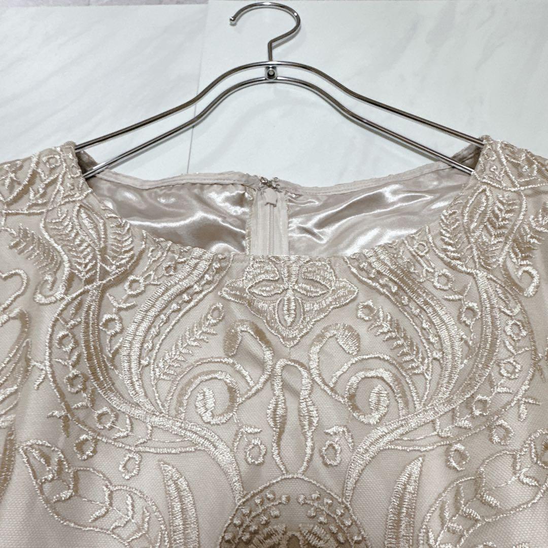 ハレモード エンブロイダリーコクーンドレス ベージュ 大きいサイズ 4L