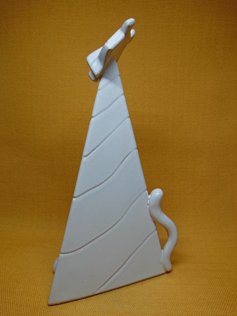 トラ　虎　陶器　オブジェ　置物　インテリア　工芸品　美術品　A1012