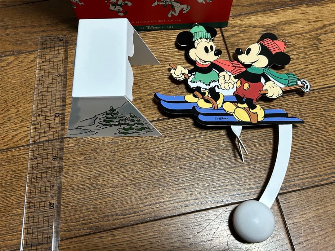 ディズニークリスマスグッズ　ミッキーマウス　ミニーマウス　振り子