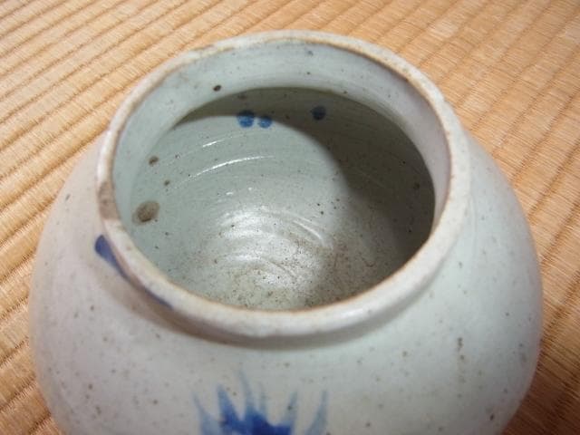 ◆希少 美品 16世紀！南海古陶磁（ベトナム古陶磁） 安南染付小壺 青花草紋