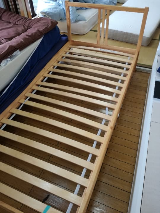 マットレス付き★IKEAベッドフレーム☆FJELLSE☆シンプルデザイン