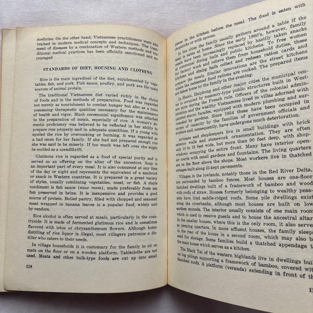 【洋書・戦争】北ベトナム地域ハンドブック 1967年 米国製 経年劣化あり