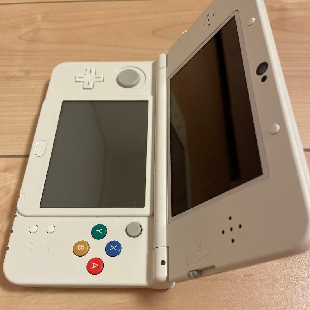 New ニンテンドー3DS ホワイト【本体のみジャンク品】