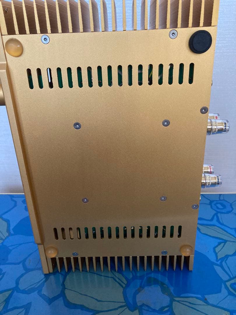 中華パワーアンプ　難あり