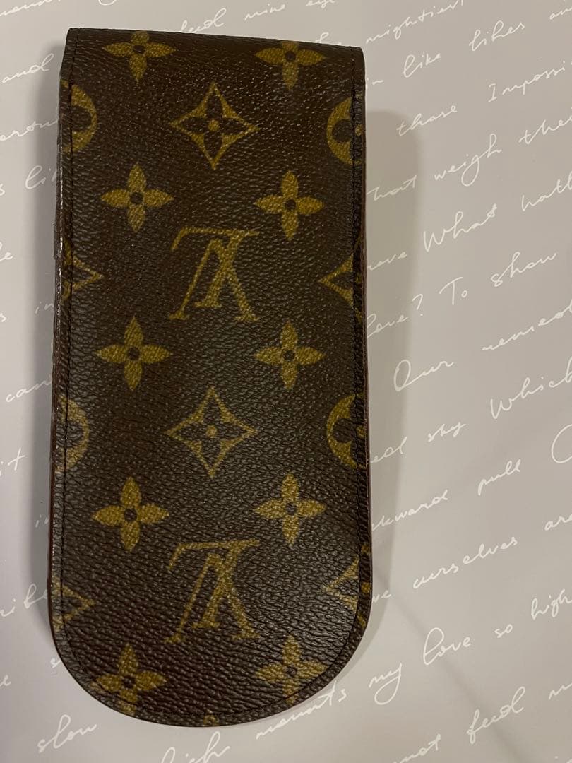 Louis Vuitton モノグラムペンケースメガネケース