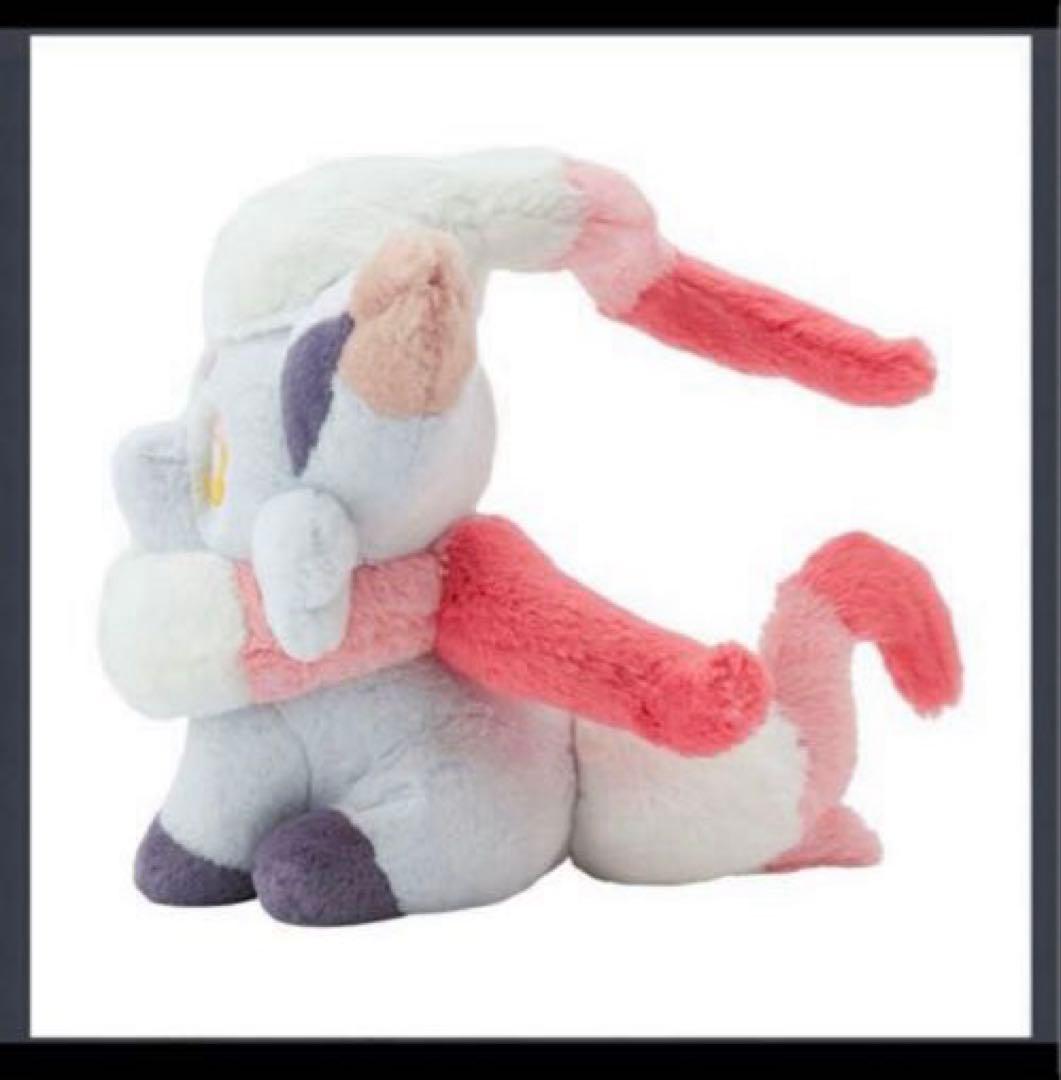 【新品】ポケセンオリジナル　ふわふわ抱きぬいぐるみ ヒスイゾロア　ポケモン 人気