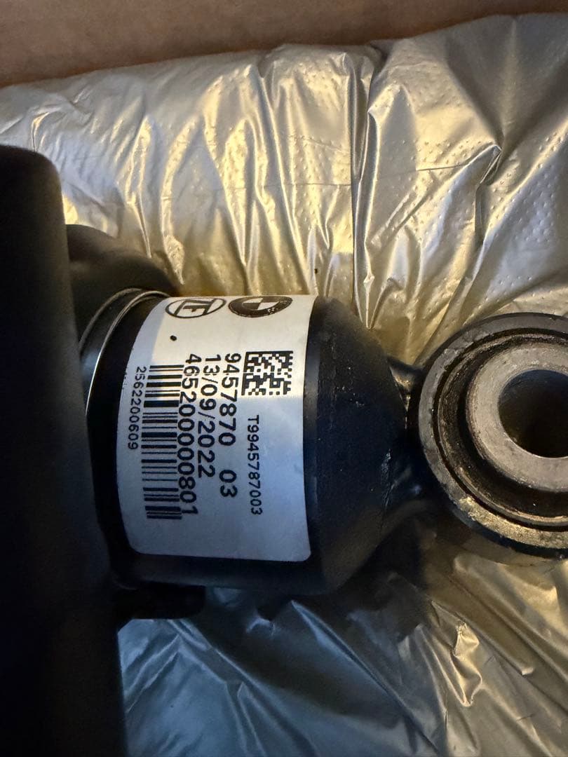 Rninet 純正リヤサスペンション 新車取外し