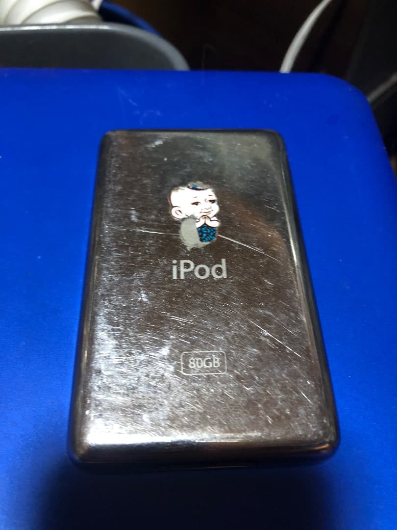 iPod Classic 第6世代80GB 液晶微欠陥　電池新品
