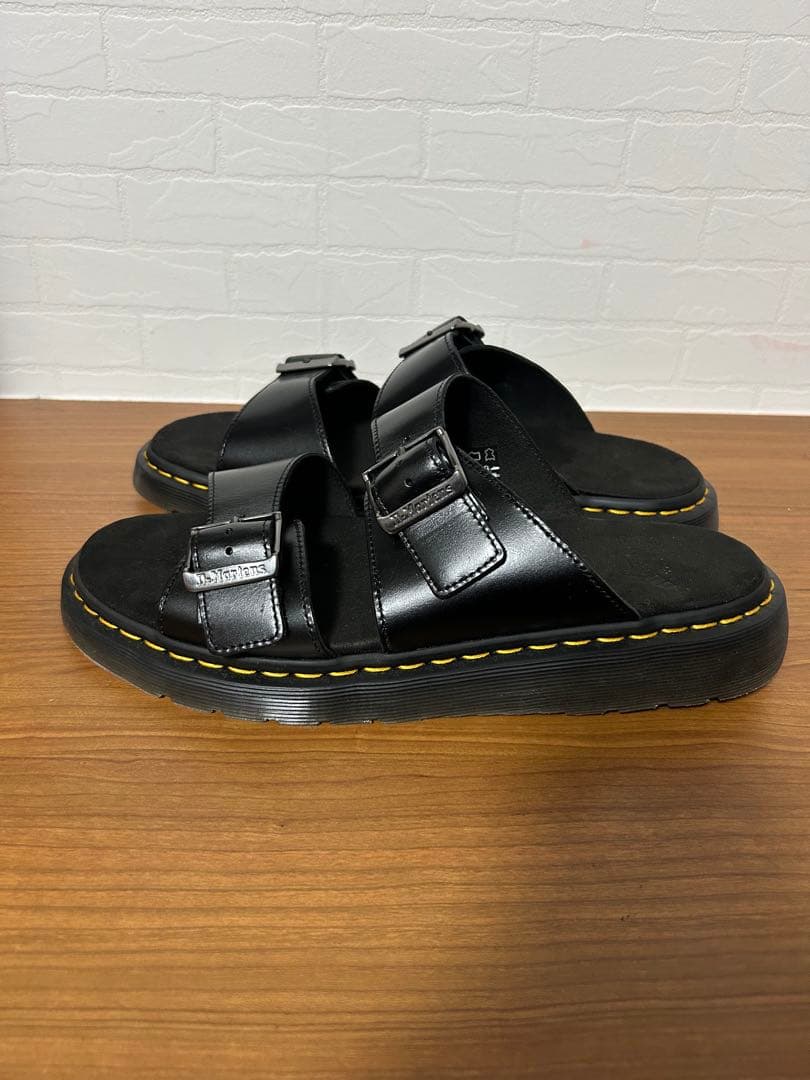 ドクターマーチン　サンダルJOSEFブラック