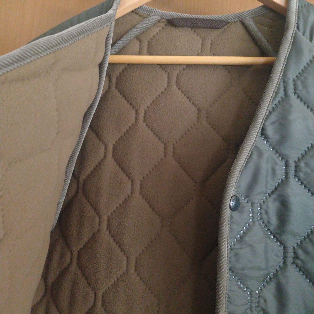 ARMEN　ノーカラー　キルティグジャケット　カーキ　Size2　М／Ｌ