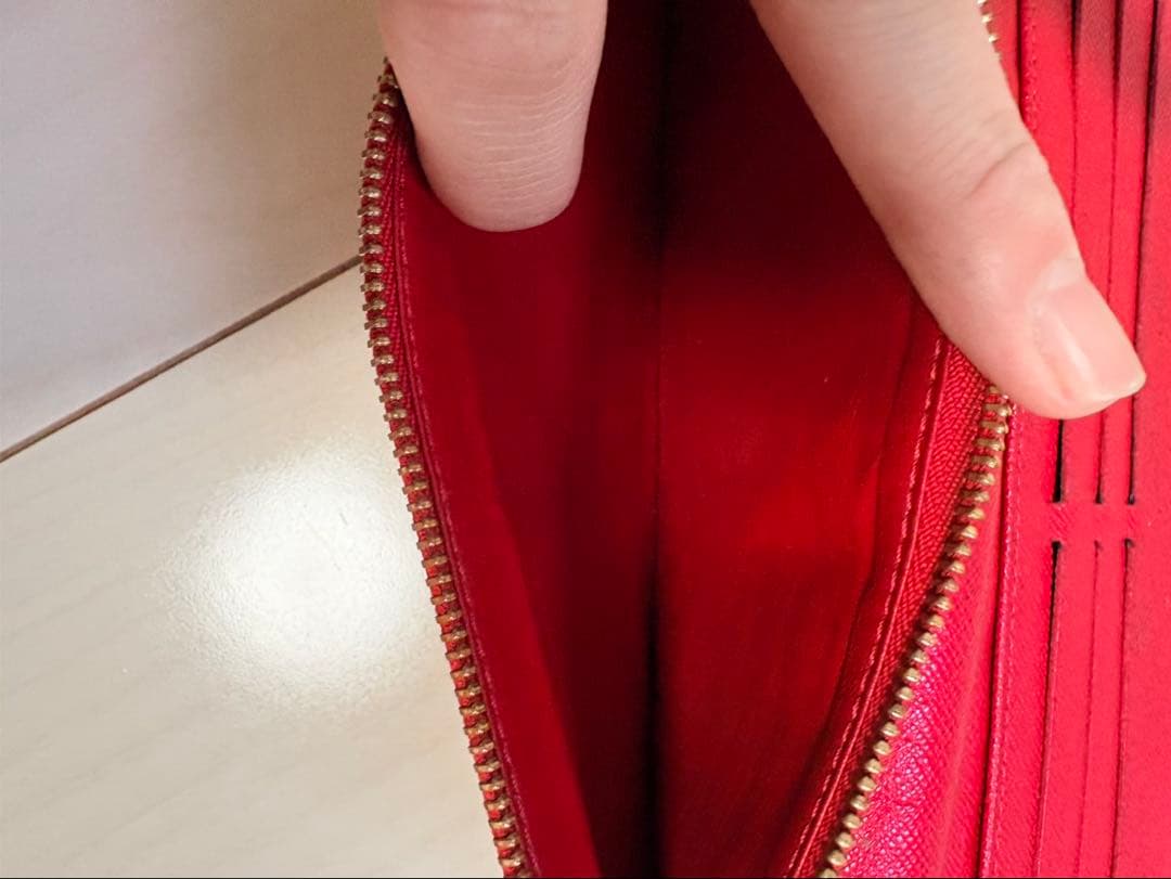 ルイヴィトン　モノグラム　ジッピーウォレット　フリンジ