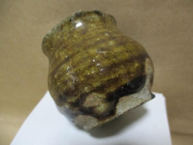 猿投焼の盃　U61-2M2525