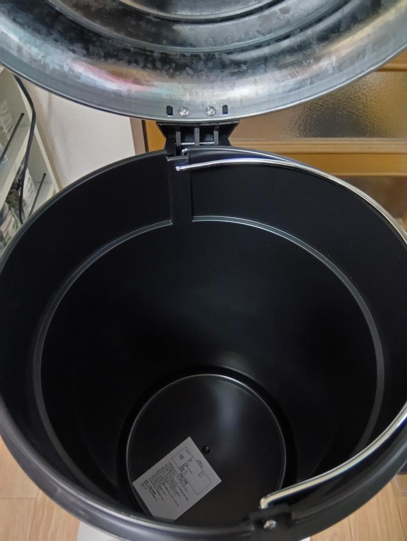 Snap-on スチール製ゴミ箱 蓋付き