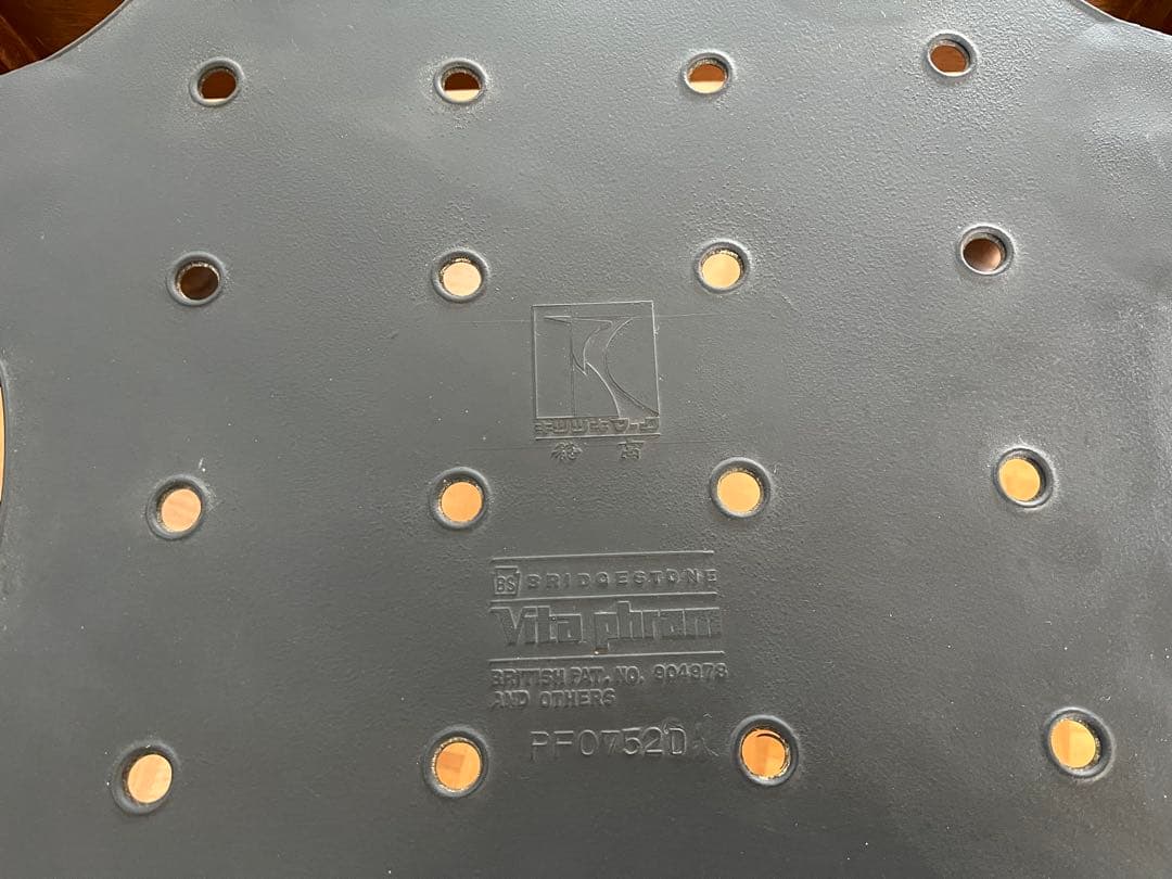 【値下げしました】飛騨産業 穂高 キツツキ リビング ソファー（出品No.２）