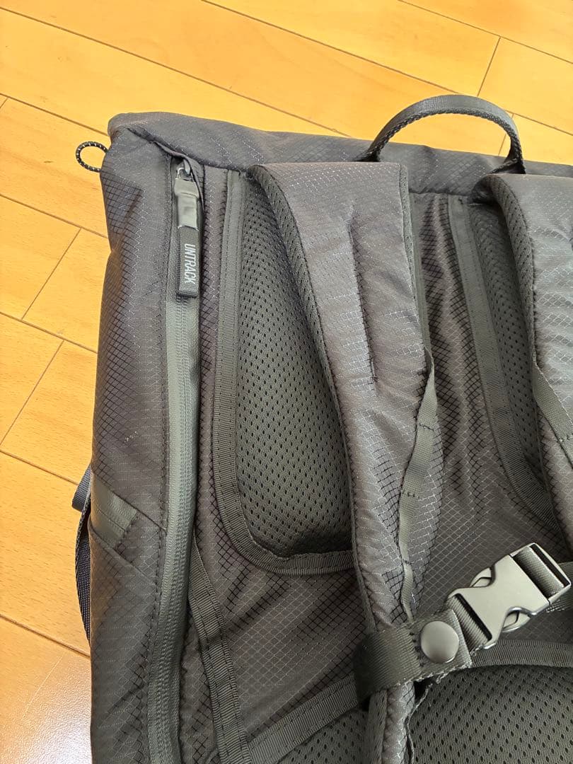 UNTRACK アントラック　ACE バックパック　軽量　8日迄の出品