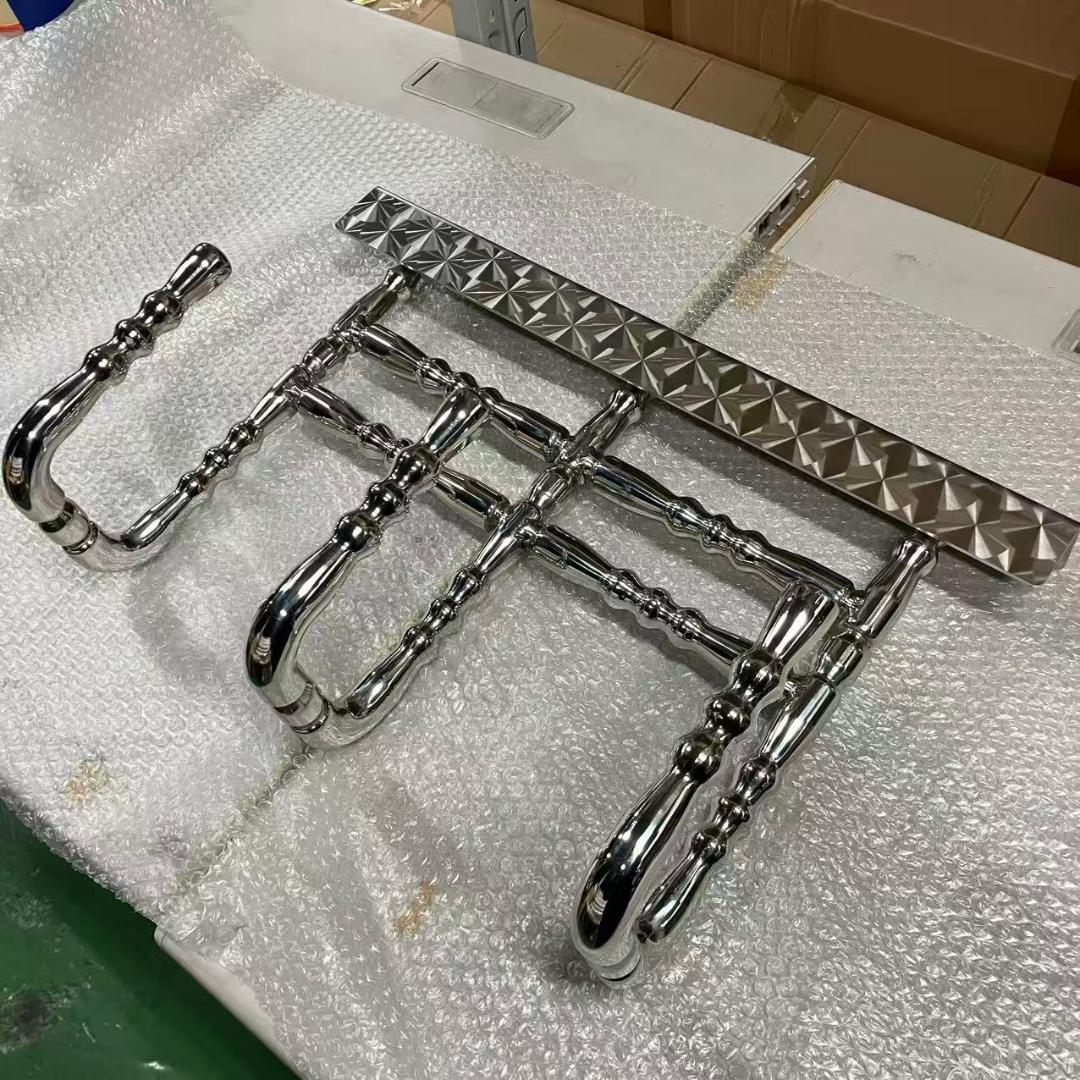 0576 汎用◆3連絞りチェーンフック ウロコ ステンレス